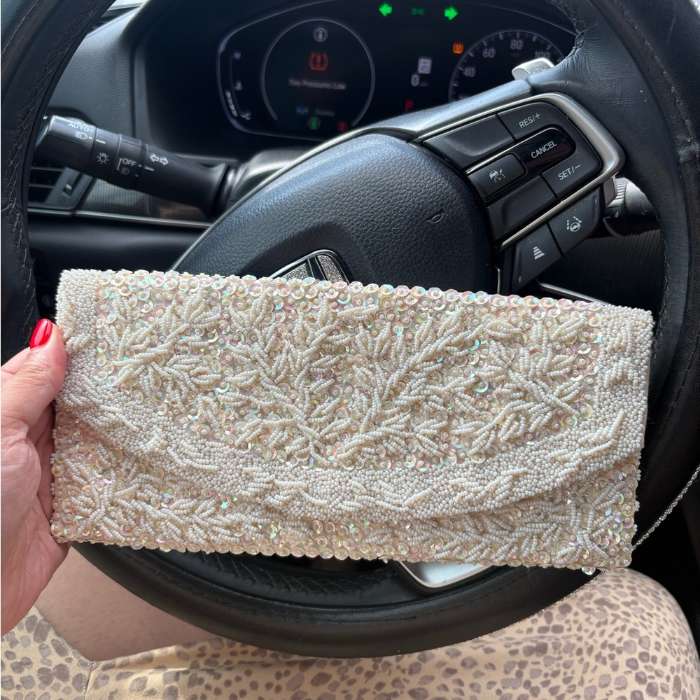 Elegant Cream Beaded Clutch